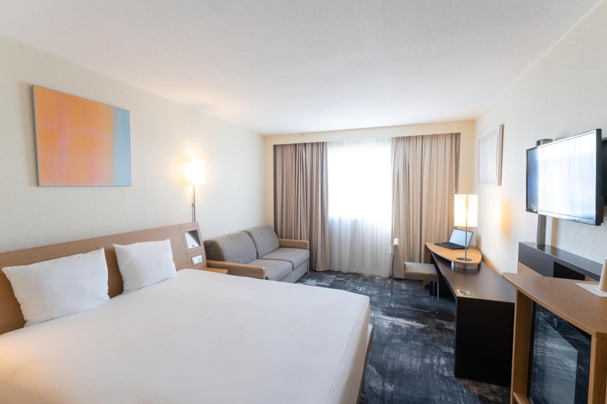 Novotel Nantes Centre Bord De Loire المظهر الخارجي الصورة