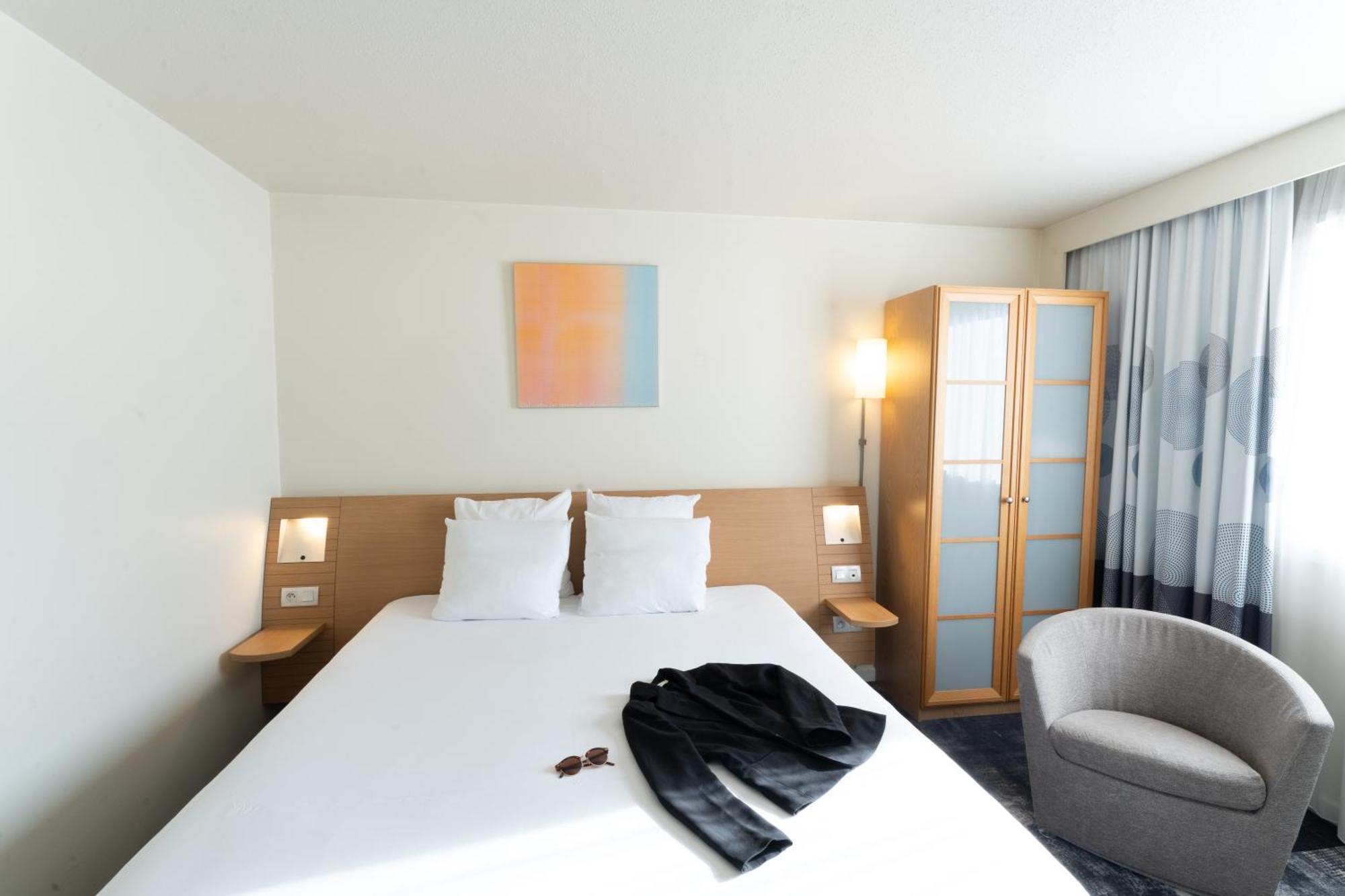 Novotel Nantes Centre Bord De Loire المظهر الخارجي الصورة