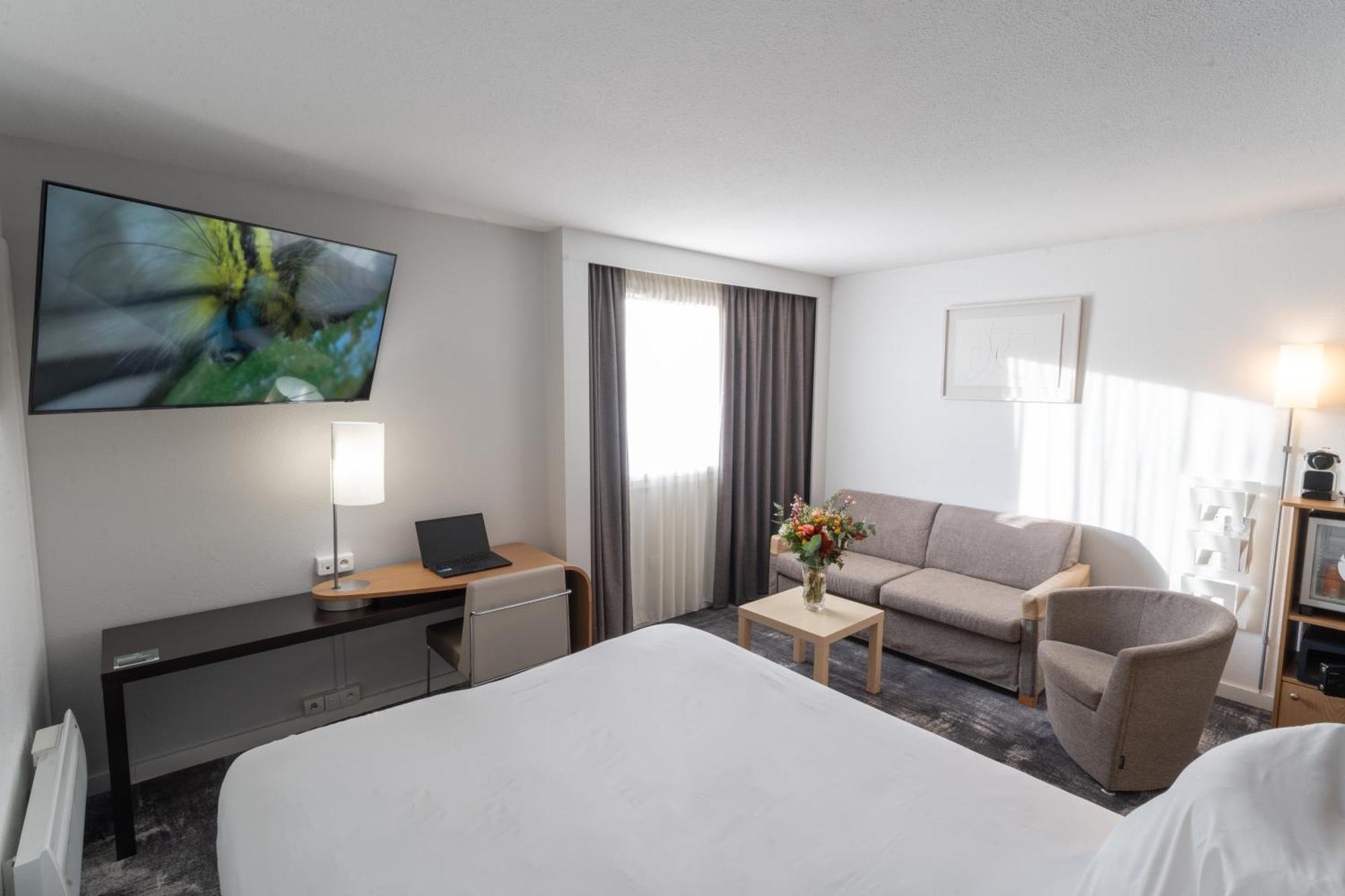 Novotel Nantes Centre Bord De Loire المظهر الخارجي الصورة