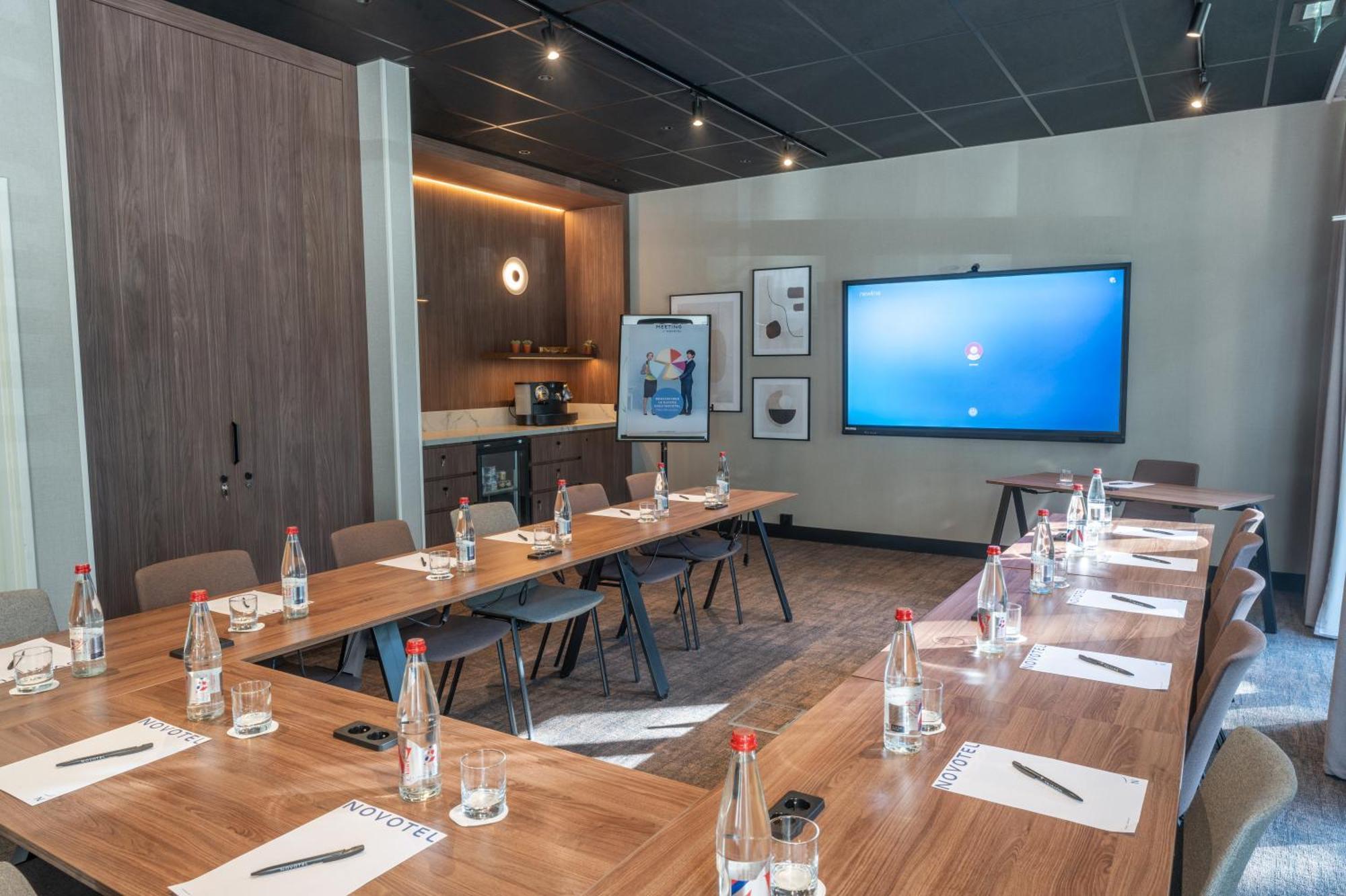 Novotel Nantes Centre Bord De Loire المظهر الخارجي الصورة