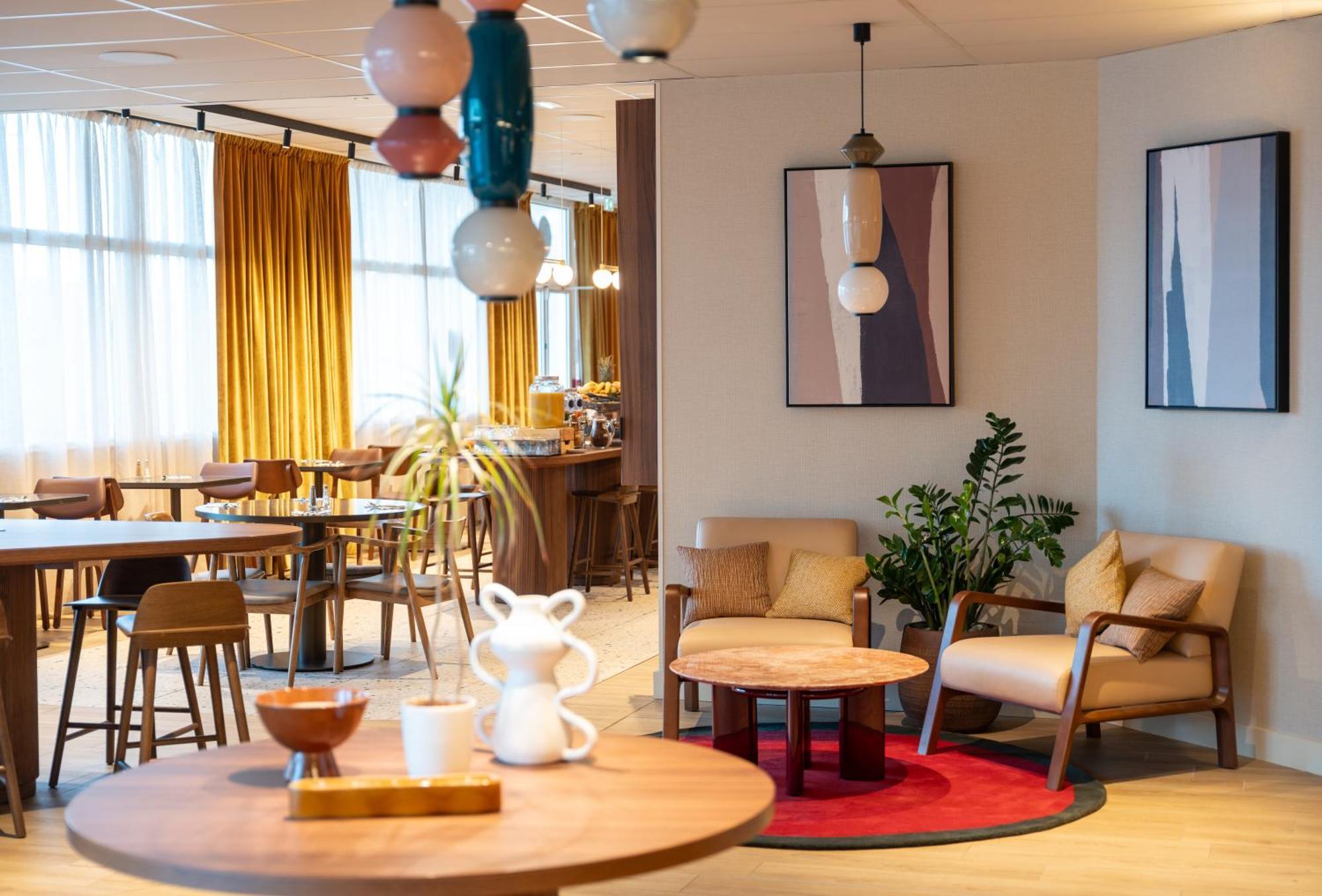 Novotel Nantes Centre Bord De Loire المظهر الخارجي الصورة
