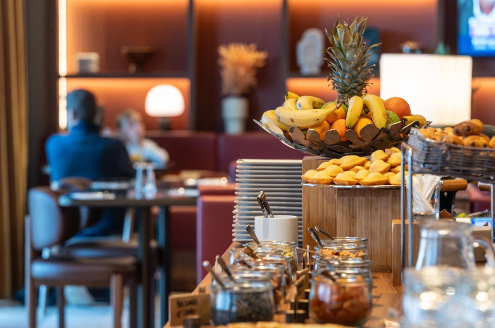 Novotel Nantes Centre Bord De Loire المظهر الخارجي الصورة
