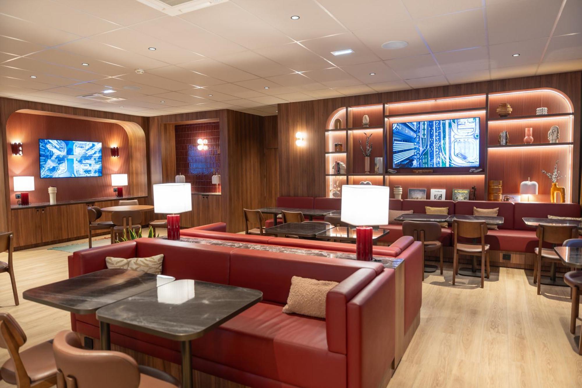 Novotel Nantes Centre Bord De Loire المظهر الخارجي الصورة