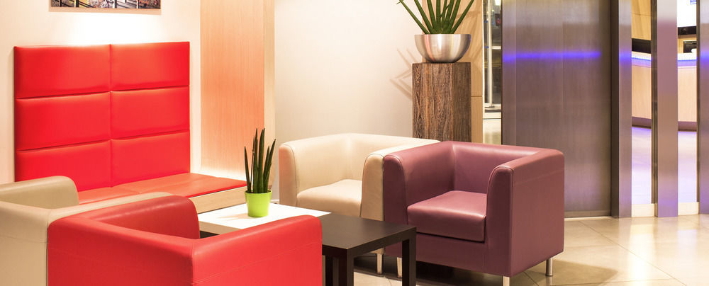 Novotel Nantes Centre Bord De Loire المظهر الخارجي الصورة