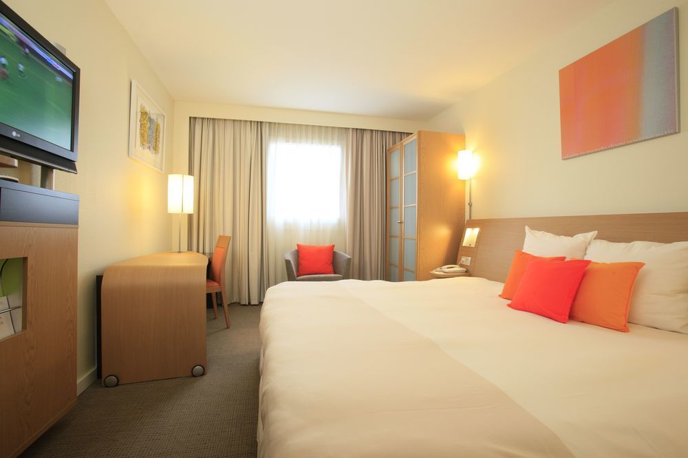 Novotel Nantes Centre Bord De Loire المظهر الخارجي الصورة