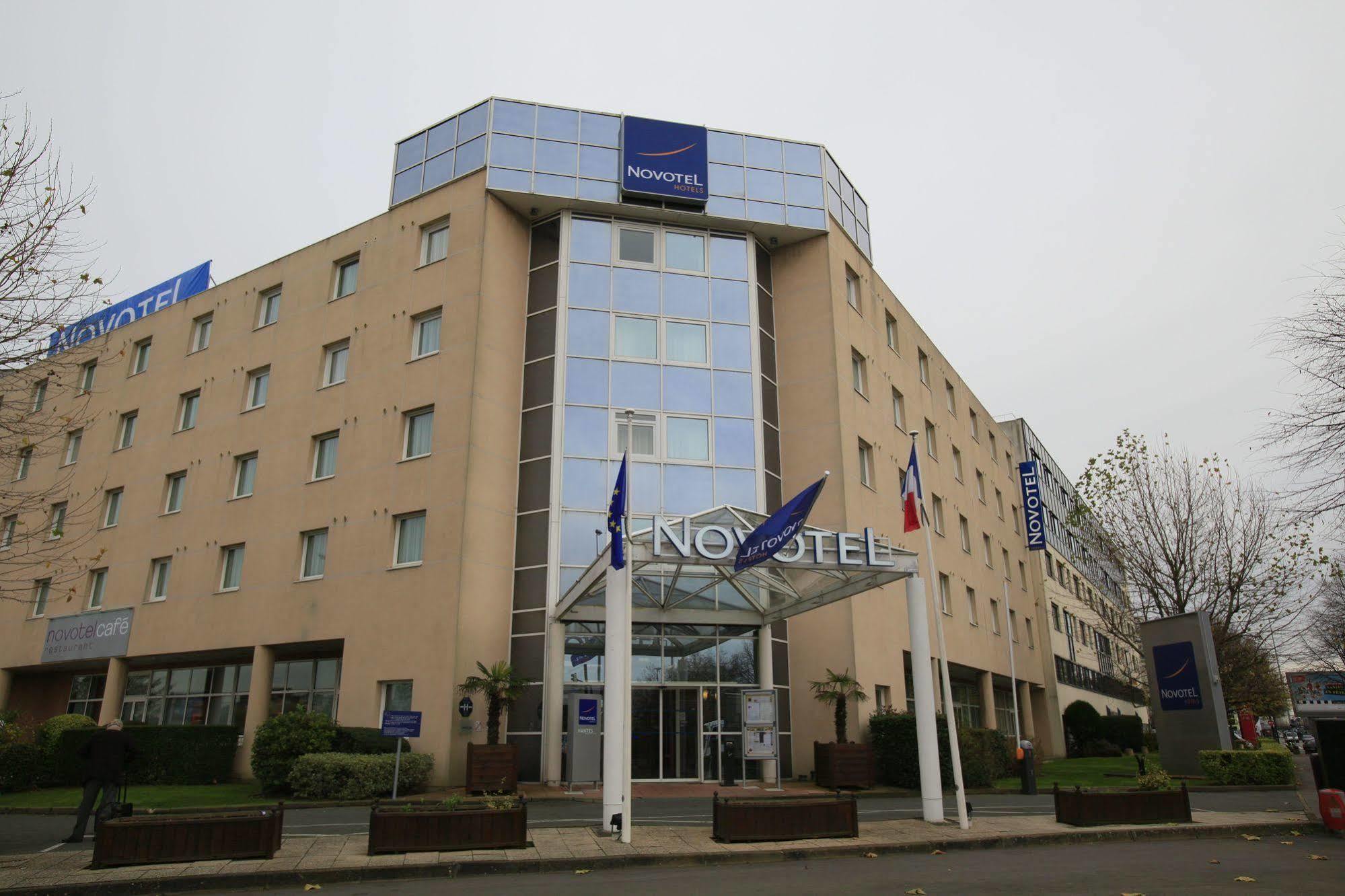 Novotel Nantes Centre Bord De Loire المظهر الخارجي الصورة